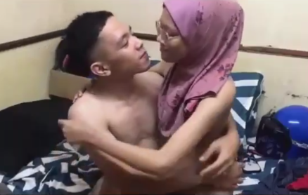 Adik Smp Viral Cium Dada Montok